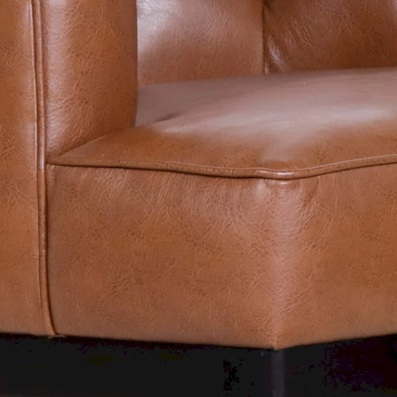 Fauteuil d'appoint capitonné Clough en tissu ou similicuir par Christopher Knight Home