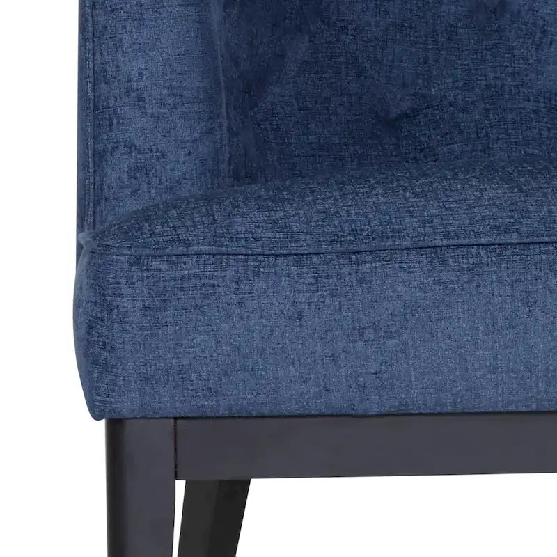 Fauteuil d'appoint capitonné Clough en tissu ou similicuir par Christopher Knight Home