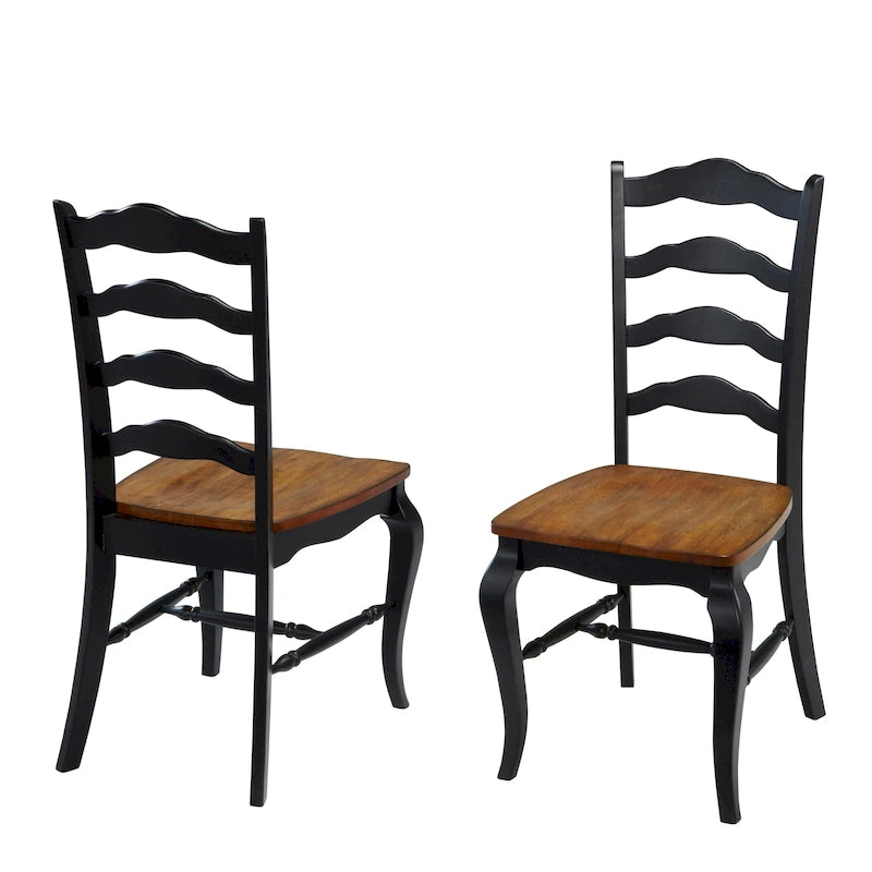 Deux ensembles de chaises