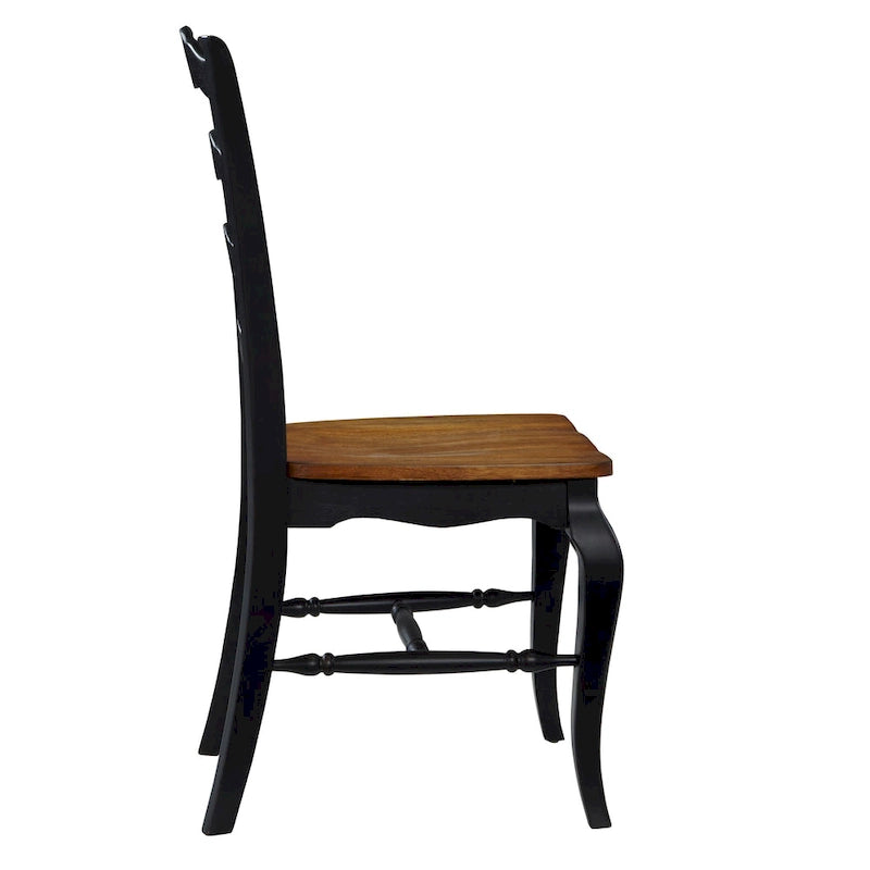 Deux ensembles de chaises