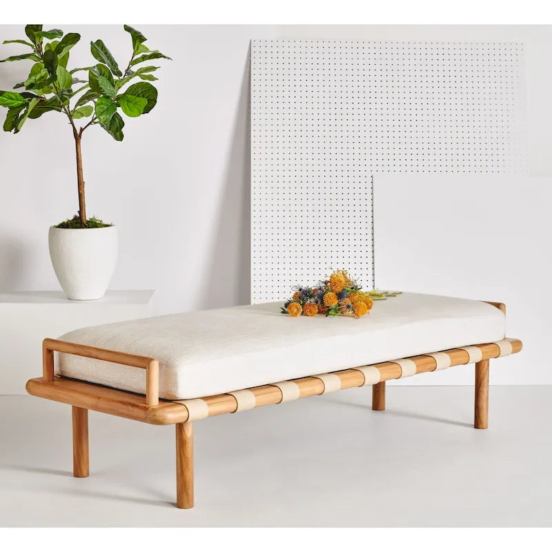 Banc rembourré en teck Grizelda SAFAVIEH Couture - 70 po L x 26 po P x 19 po H - 70Lx26Px19H
