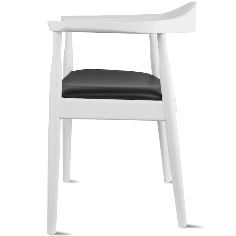 Chaise de salle à manger Kennedy en bois massif coudée, en chêne et similicuir