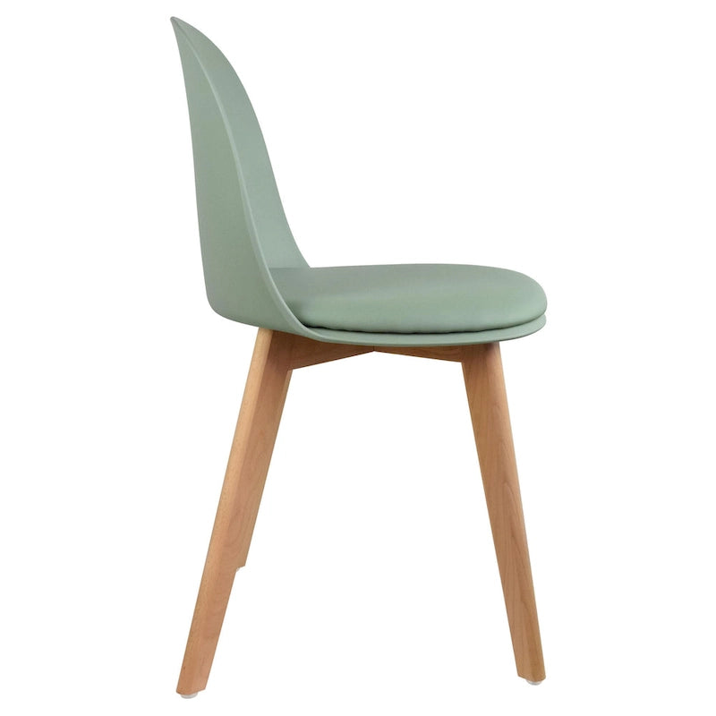 Ensemble de deux chaises de salle à manger, avec dossiers, sans accoudoirs, assise en plastique et pieds en bois.