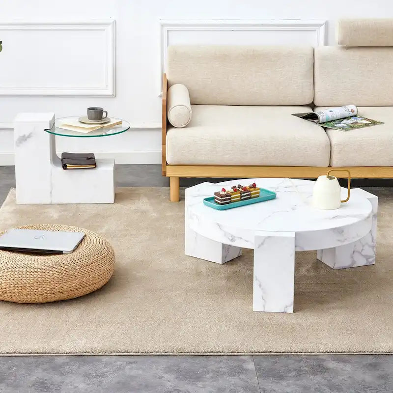 Table basse en MDF à motif marbre avec table d'appoint.