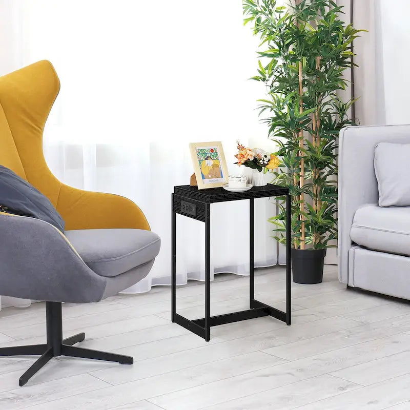 Ensemble de tables de chevet avec station de recharge