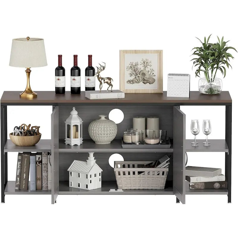 Meuble TV de style rustique avec portes et étagères ouvertes