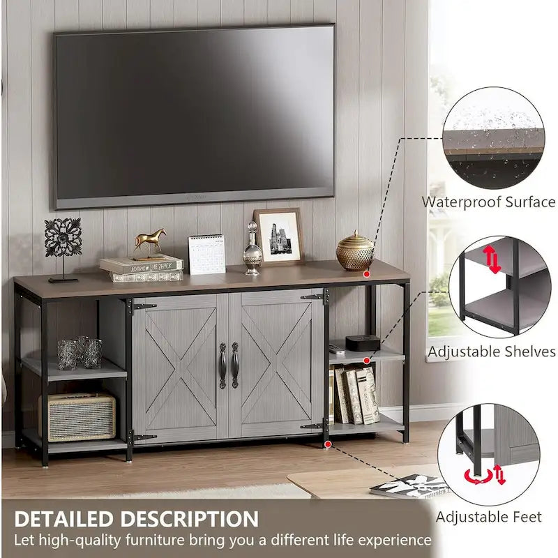 Meuble TV de style rustique avec portes et étagères ouvertes