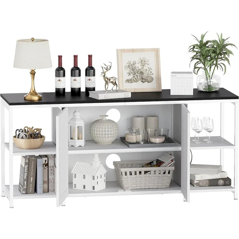 Meuble TV de style rustique avec portes et étagères ouvertes